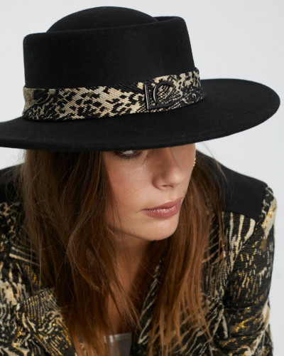 HAT WITH JACQUARD BAND