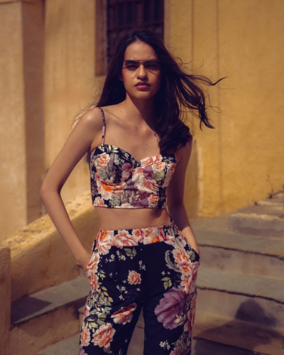 PEONIES LOVE LINEN BUSTIER