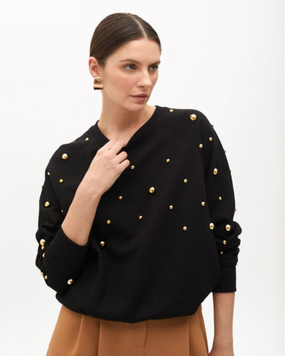 ROUND NECK SWEATSHIRT WITH ROUND STUDS